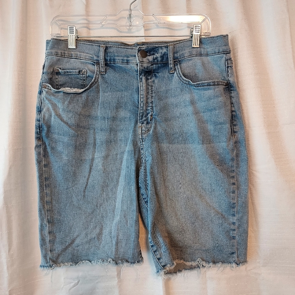 a.n.a. High Rise Denim Bermuda, 12